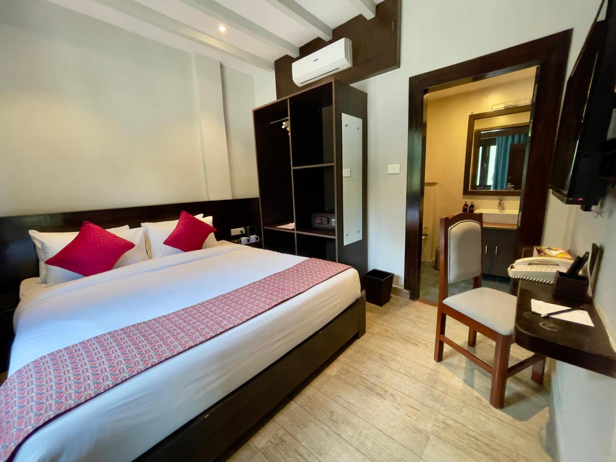 Regenta Resort & Spa By Riverside, จิตวัน ภายนอก รูปภาพ
