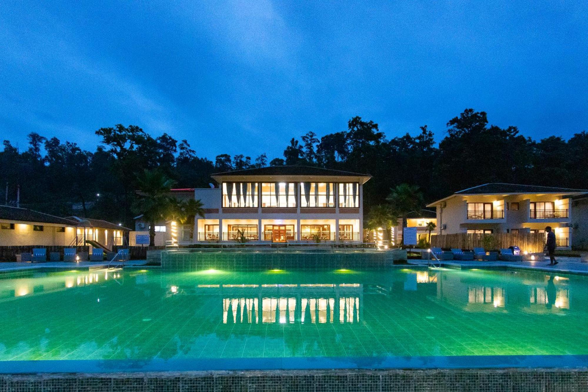 Regenta Resort & Spa By Riverside, จิตวัน ภายนอก รูปภาพ